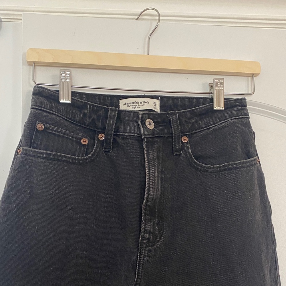 Abercrombie and Fitch the vintage straight high rise jean - Picture 2 of 5
